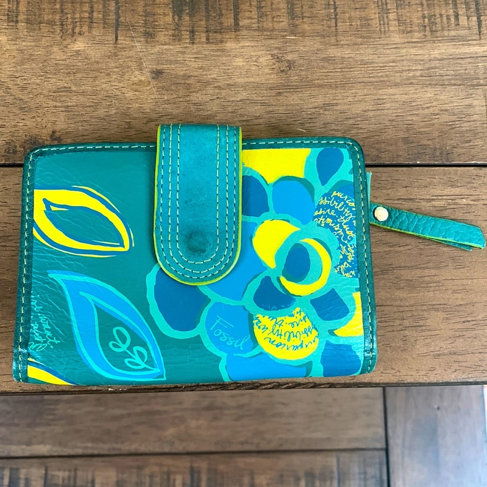 Fossil Green, Blue & Yellow Genuine Leather Wallet